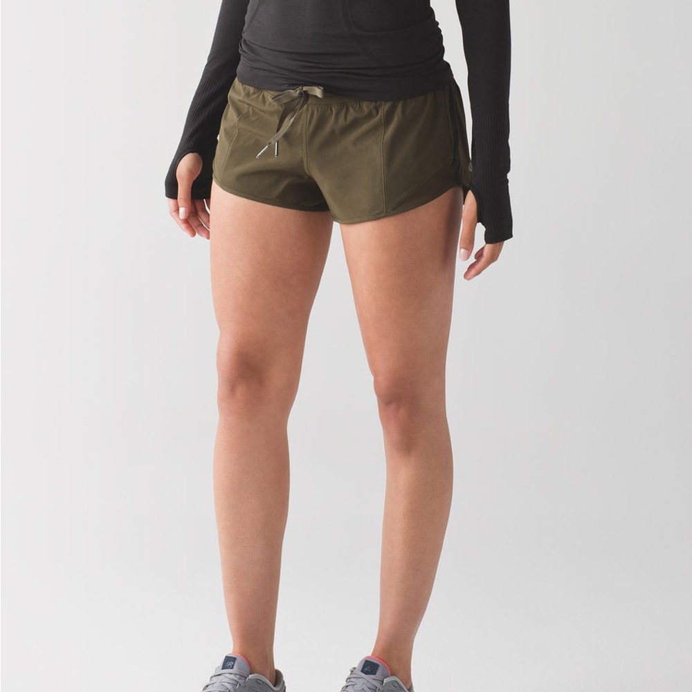 Lululemon hotty hot shorts
